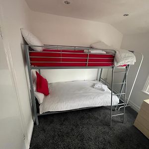 Quadruple Room Private Bathroom